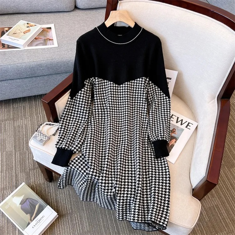 大码女装秋冬新款针织毛衣千鸟格拼接连衣裙胖MM宽松显瘦气质裙子