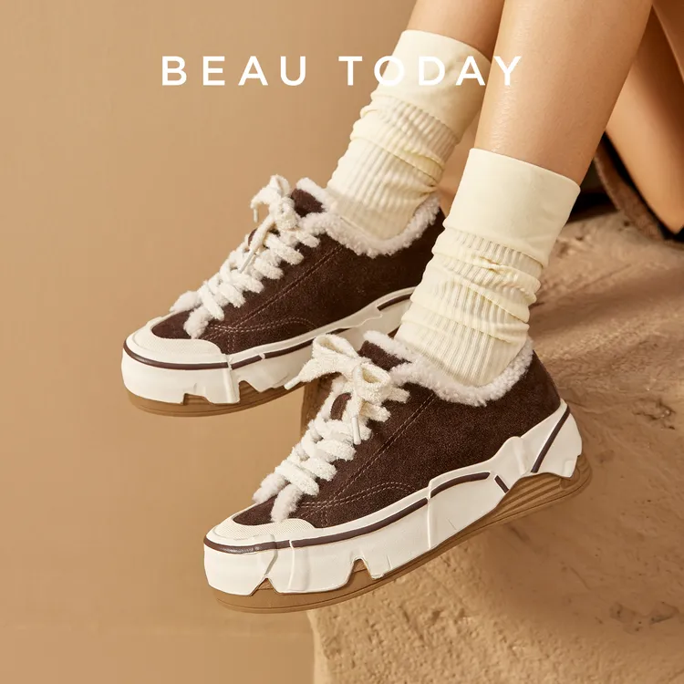 BeauToday美拉德秋冬穿搭复古百搭加绒保暖板鞋真皮厚底休闲女鞋