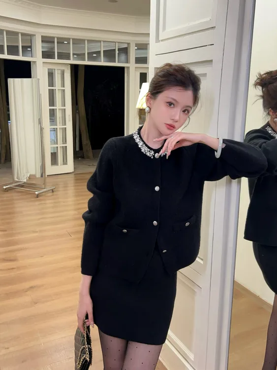 【芝士Cheese】赫丽日记 小香风烫钻经典百搭极简保暖毛衣开衫套装