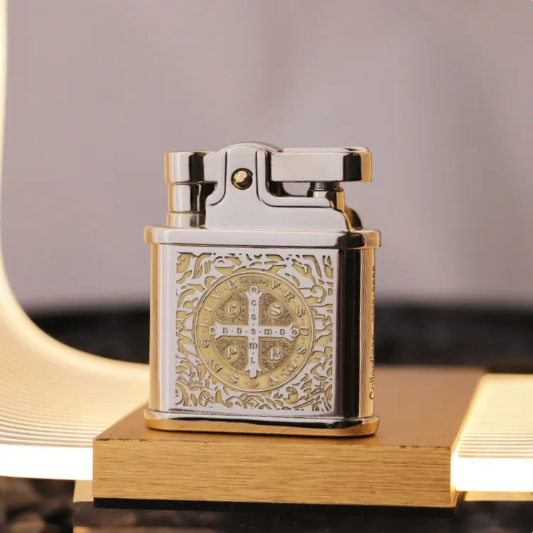 ZORRO新版一键按压镀镍纯铜复古磕头机打火机个性创意礼物