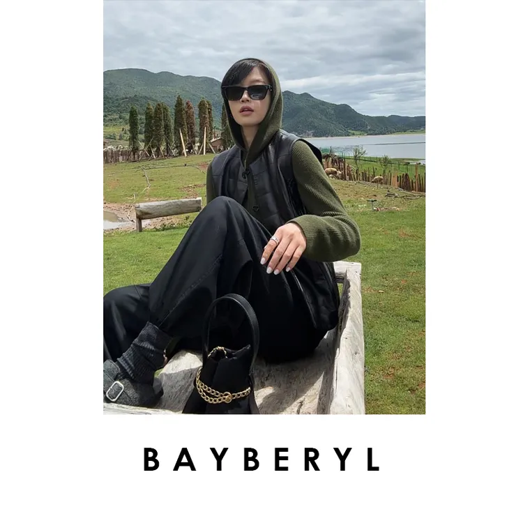 BAYBERYL老贝方格*光/绒面圆领柔韧时尚无袖秋皮马甲MJ5E2229-8/9