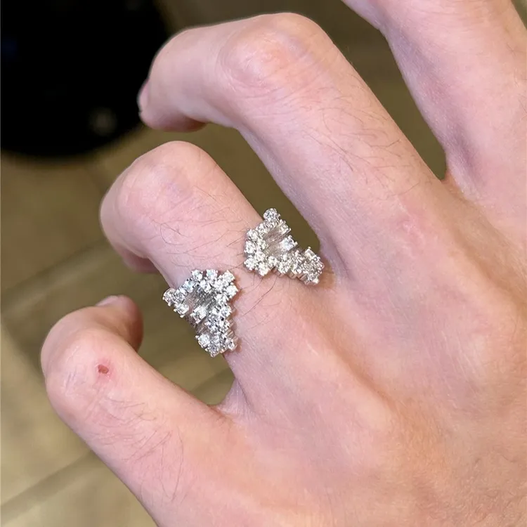 铜合金戒指 轻奢高级清冷感锆石微镶戒指女小众设计感开口戒指环