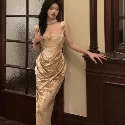 2025名媛风法式连衣裙秋冬季复古提花鱼骨拼接生日高端裙收腰夏季