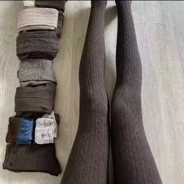 H 百搭高弹针织麻花纹显瘦打底裤春秋款