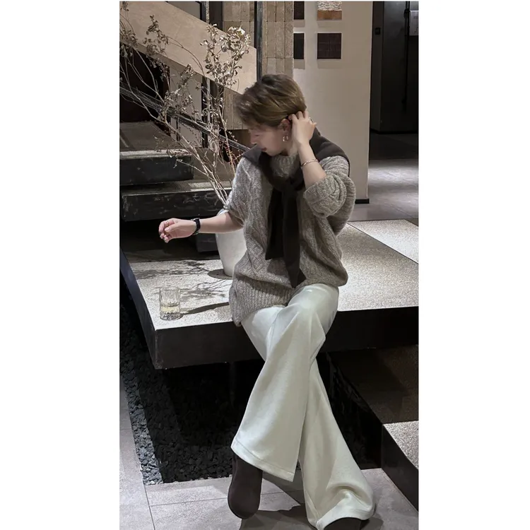 【奢华体验】顶奢康宝.来25桑蚕丝75羊绒花纱保暖绞花毛衣25419008
