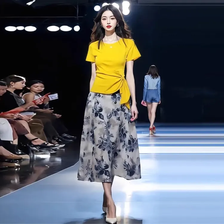 新款时尚套装裙女2025夏季洋气短袖上衣印花半身裙显瘦两件套潮