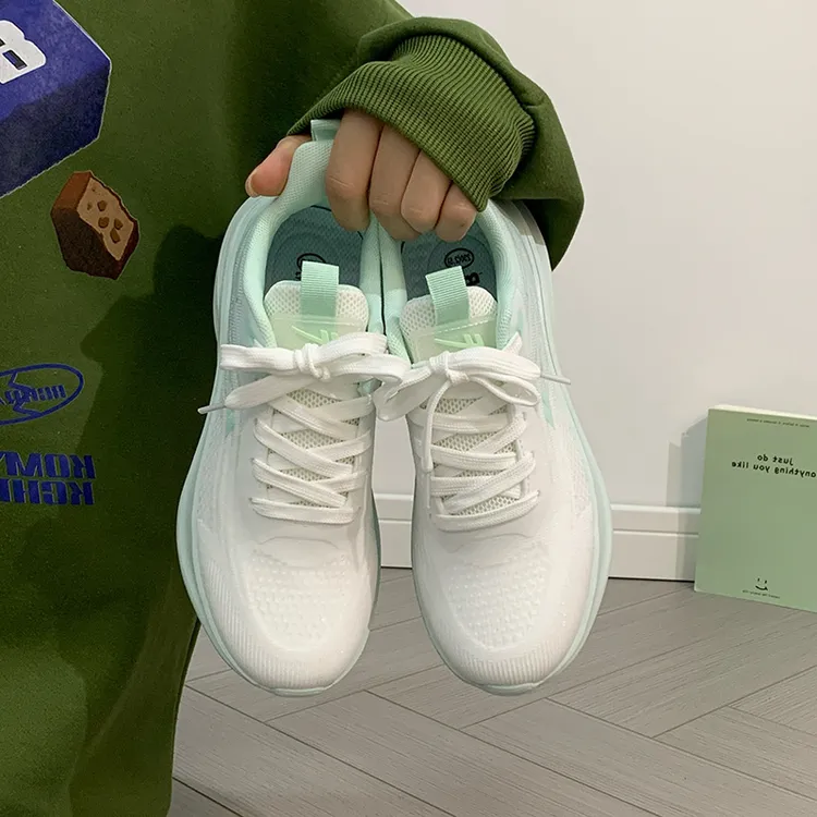 回力超轻薄荷绿跑步鞋女春季多巴胺校园渐变百搭软底减震休闲女鞋