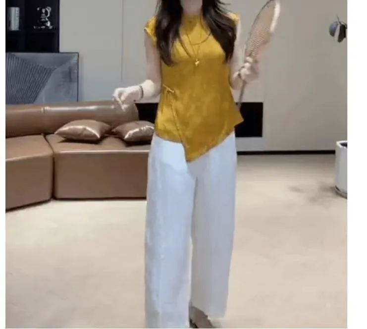 新款时尚显瘦气质休闲减龄女装