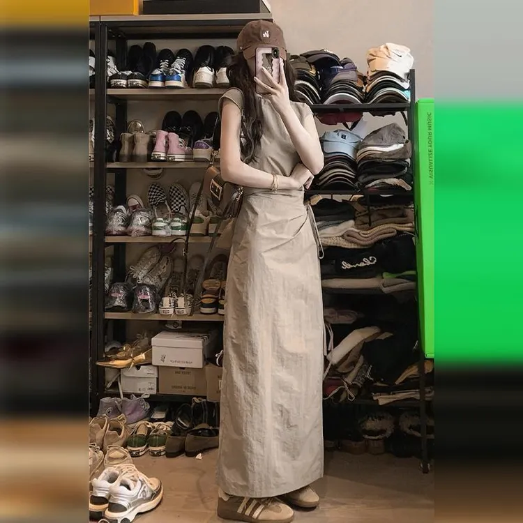 2025新款法式无袖连衣裙子女装小个子工装裙气质收腰长裙套装