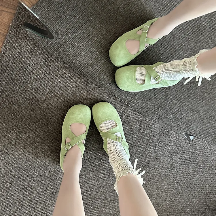 法式复古绒面交叉扣带玛丽珍鞋女2025夏季新款气质芭蕾舞低跟单鞋