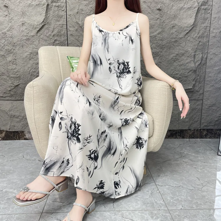 【烟雨迷朦】夏季碎花气质吊带连衣裙女宽松印花连衣裙女女款