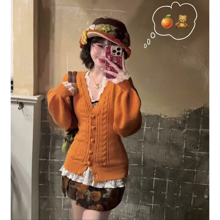 2025秋季新款女韩系穿搭修身长袖毛衣开衫内搭吊带蕾丝高腰半身裙