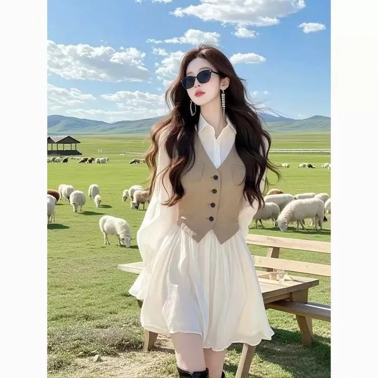 2025秋季气质独特衬衫绝美法式新款拼接假两件掐腰显瘦连衣裙裙子