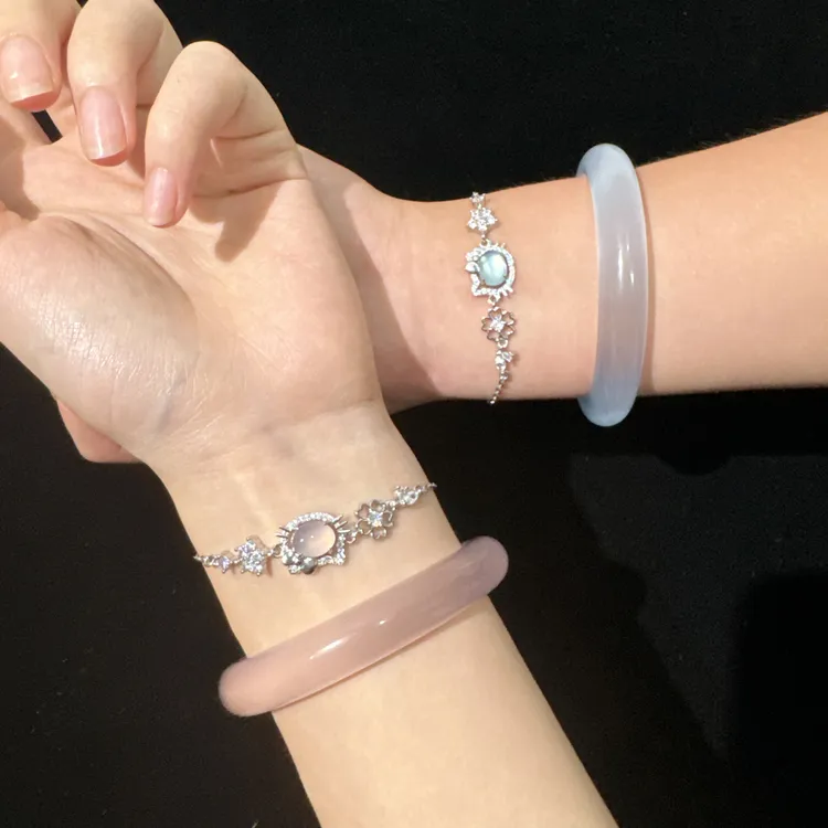 她屿Lumi海蓝宝粉水晶恋恋猫手链手串送礼闺蜜情侣新中式猫眼手镯