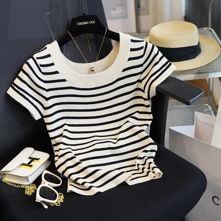冰丝条纹设计感短袖大码t恤女2025方领针织夏季短款修身上衣女