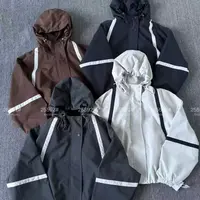 【鞋爱】25592秋季女薄款收口袖宽松短外套防水春秋连帽时尚
