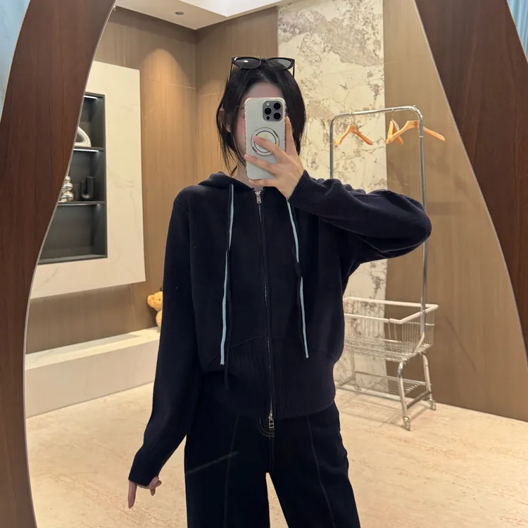 宿慕SUMU韩版时尚连帽针织开衫2025秋季新品休闲百搭宽松帽衫毛衣