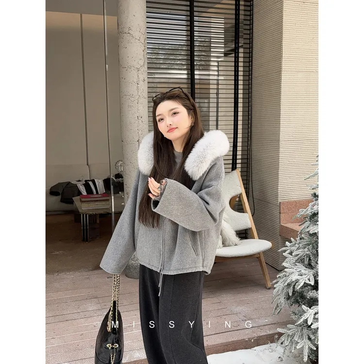 应小姐【柏林纪事】微胖大码冬季真狐狸毛领宽松显瘦连帽双面呢外套