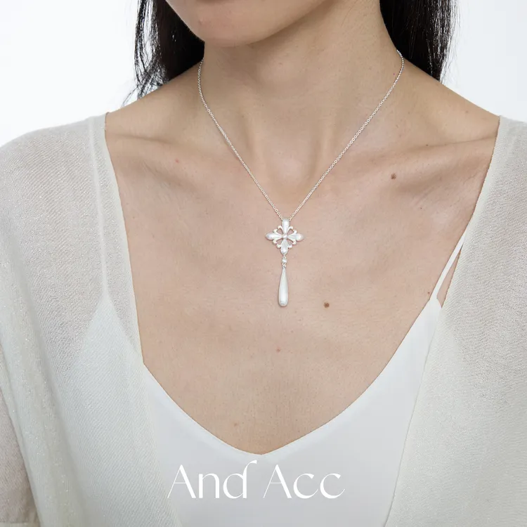 And Acc 铜合金项链 原创设计鸢尾花拉丝水滴国风新中式项链女