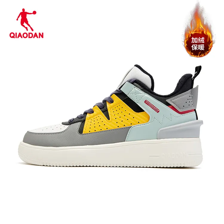 乔丹潮流2025新款保暖皮面中高帮情侣鞋防滑耐磨休闲运动鞋