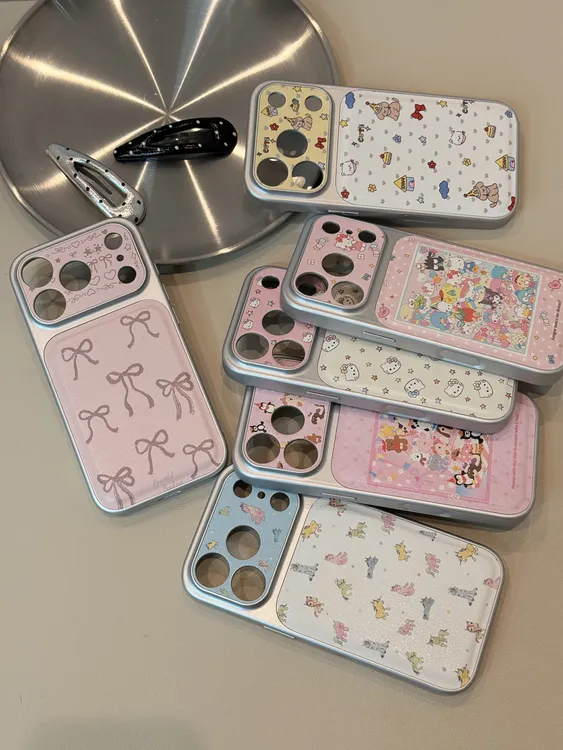 三丽鸥皮质电镀精孔全包手机壳适用iPhone17promax16秒变17摄像框