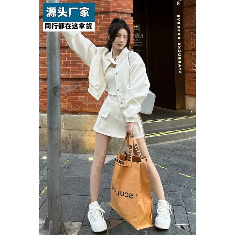 梵乐芬韩版棒球服短款外套短裙两件套春秋新款港风女时尚小个子夹