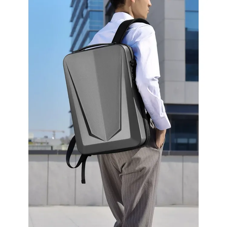 硬壳男士商务双肩包大容量防水电竞包多功能休闲PC硬壳背包双肩背