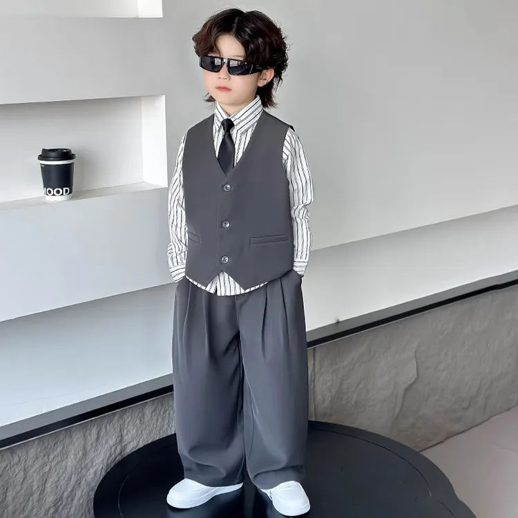 秋季男童西装礼服2025小少爷西服花童生日衣服中秋儿童主持演出服