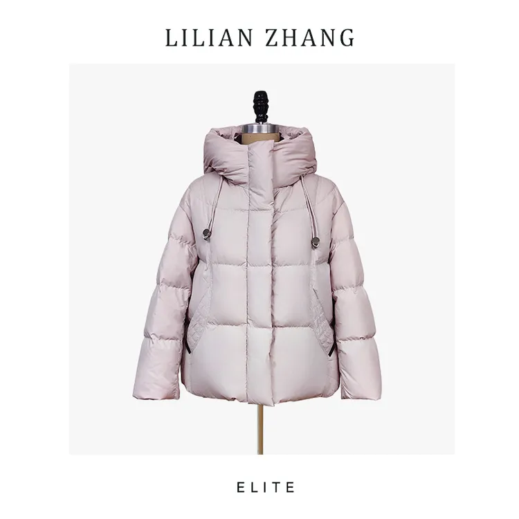 定制—静奢风—暖调廓形—知粉雅奢—灰粉云朵短款连帽羽绒服 2516002