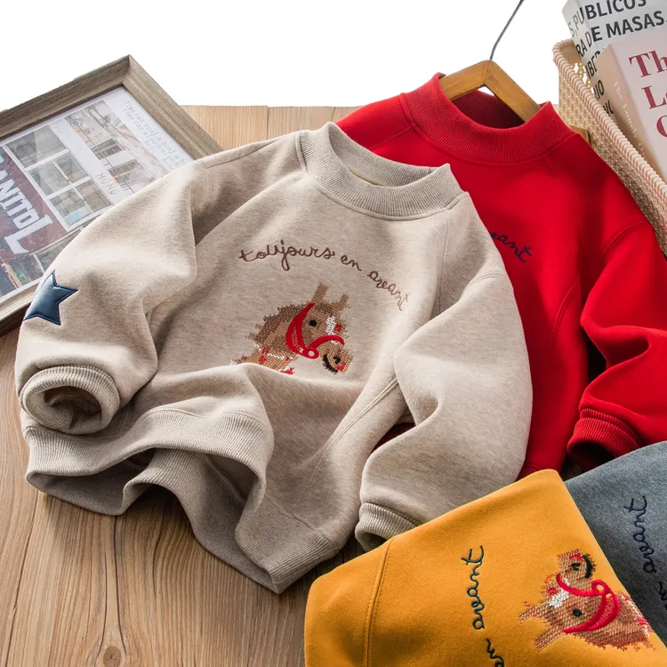 儿童加绒卫衣2026年服绣花马男童中大童保暖冬款休闲洋气打底衫潮