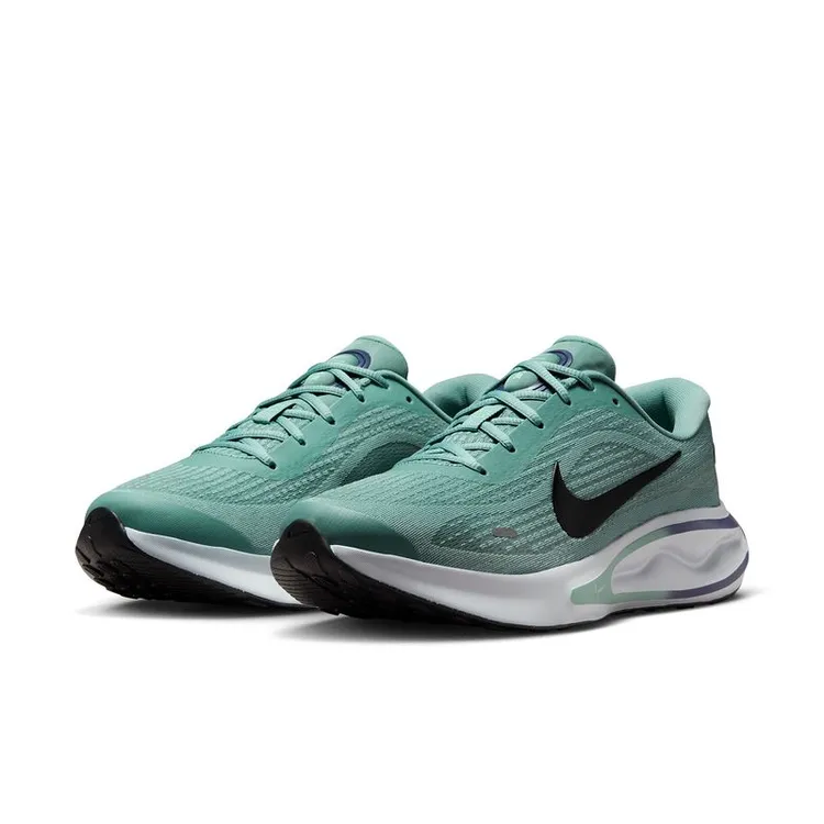 耐克(NIKE)男子JOURNEY RUN跑步跑步鞋FN0228-010