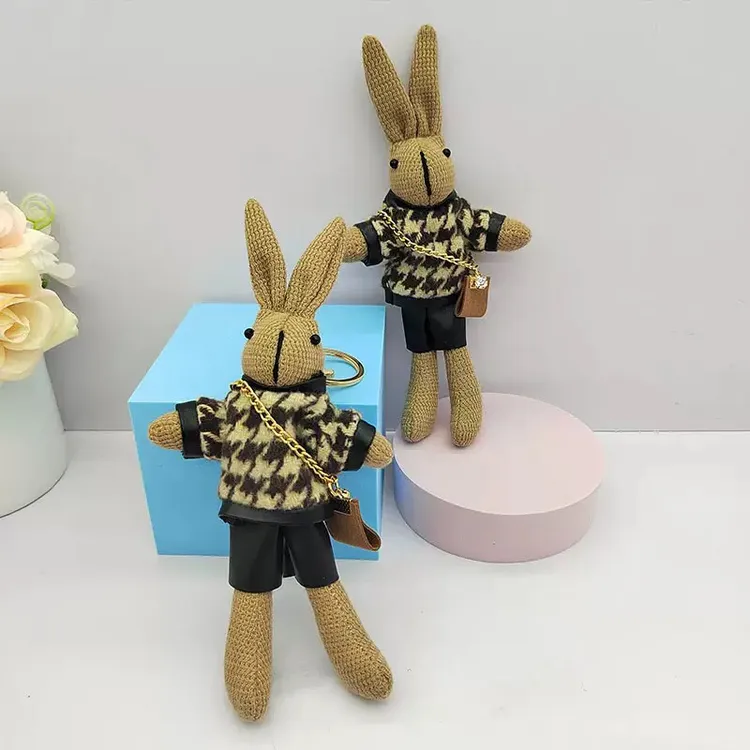 贵妇千鸟格兔子包包可爱毛绒挂件创意钥匙扣毛绒玩具汽车钥匙扣