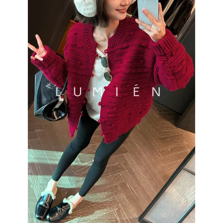 【LUMIEN 新品】节日氛围感红色立体粗针钩花织设计感毛衫LX5LSS347