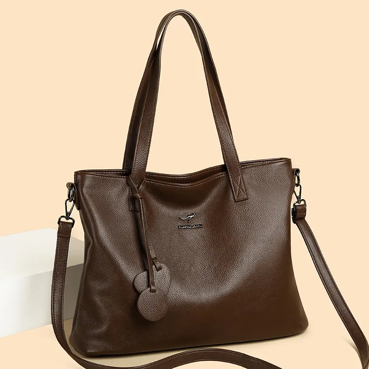 女士包包2025新款潮流时尚中年单肩真皮妈妈斜挎挎包大容量手提