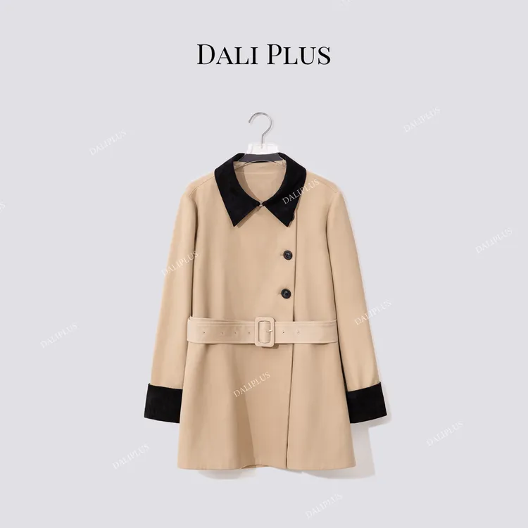 DALI PLUS “55绵羊毛45醋酸”丝绒翻领奶茶色收腰风衣-D5LT2322