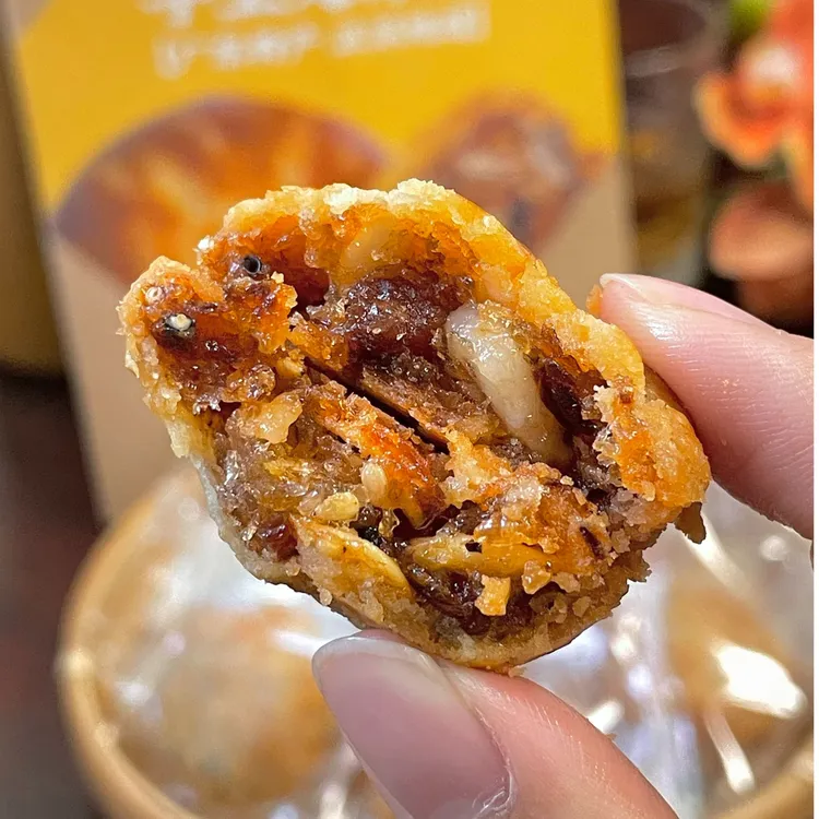 老广饼哥叉仔烧咸甜香软岭南味道腐乳鸡仔饼广式南乳传统手工糕点