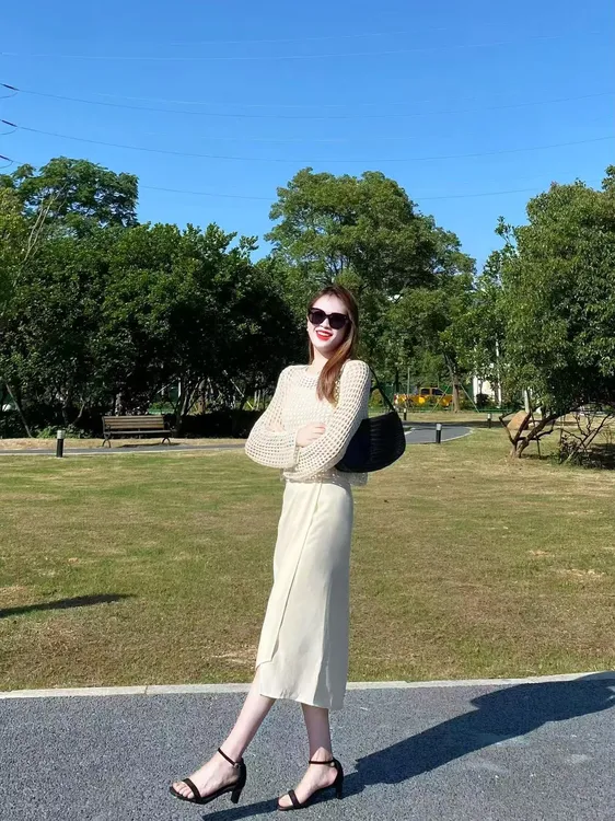 2025夏季新款法式松弛感穿搭针织镂空罩衫吊带内搭半身裙三件套