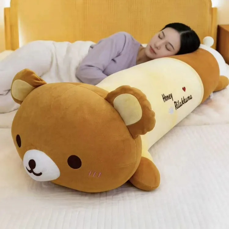 紫茵趴款轻松熊圆眼款趴款西高地女生睡觉布娃娃长条枕头