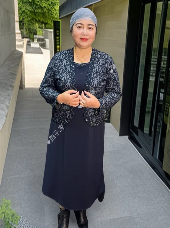 【新疆包邮】大版多彩丝梭织浮雕提花甜美妈妈假两件套装气质连衣裙