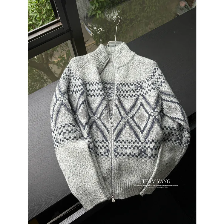 Team Yang-英伦老钱风复古菱格纹V领天丝针织衫羊毛衣开衫5102