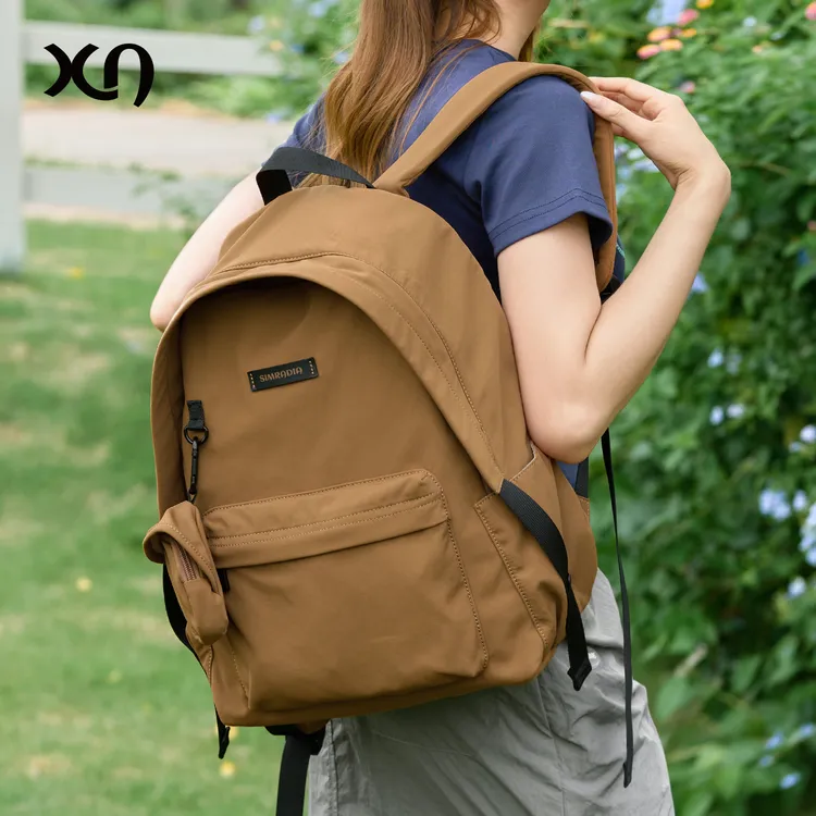 新町旅行双肩包书包女款大容量户外背包旅游轻便徒步登山包电脑包