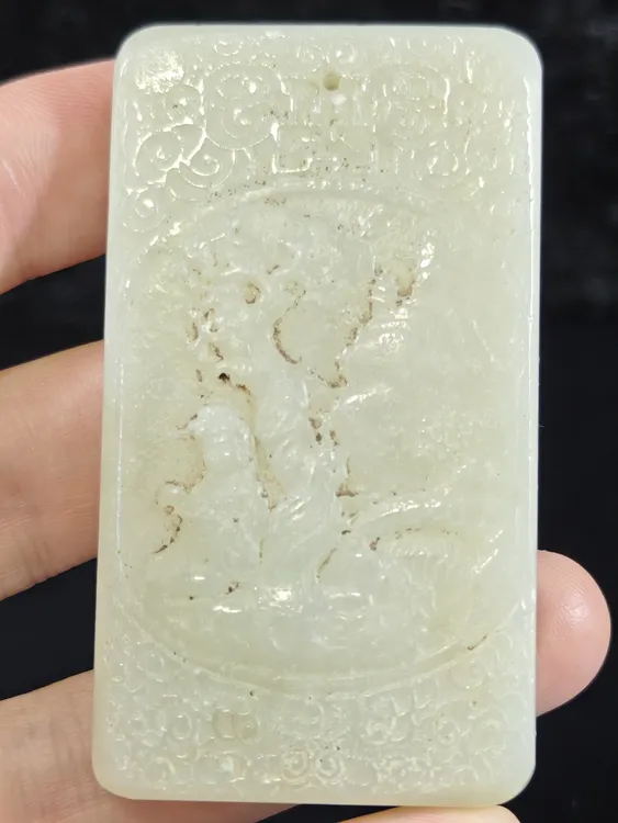 旧藏天然和田玉子冈玉牌挂件配饰