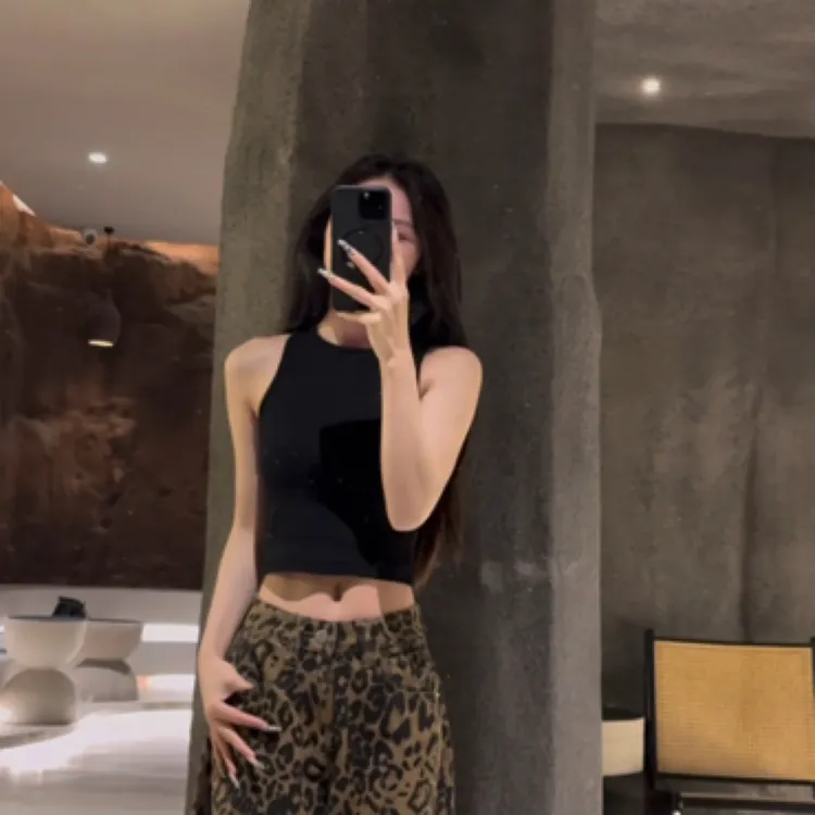 辣妹黑色工字背心女夏吊带针织打底紧身短款无袖t恤