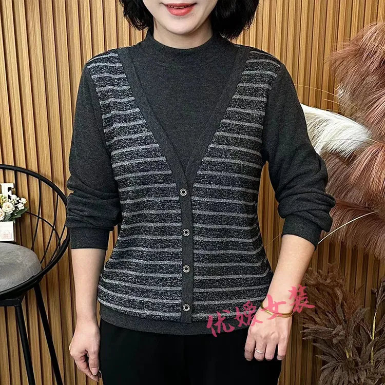 中老年女装秋季减龄半高领条纹假两件宽松显瘦洋气妈妈装长袖上衣