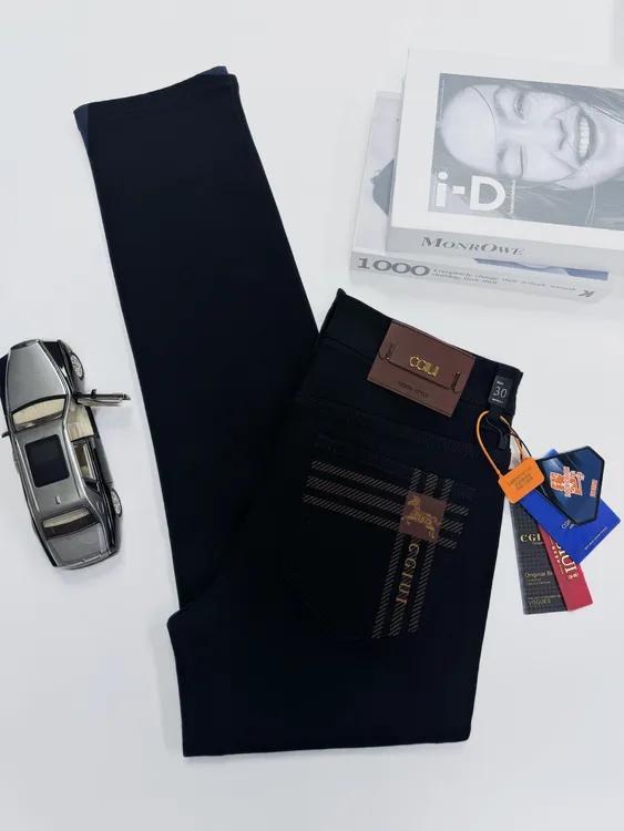 2025时尚新款修身轻奢牛仔裤男款裤子黑色直筒男秋季男裤男装男士