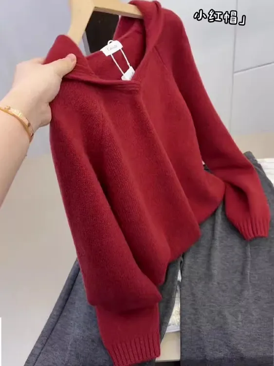 韩系高级感红色连帽毛衣女秋冬穿搭秋装外穿软糯加厚宽松慵懒帽衫