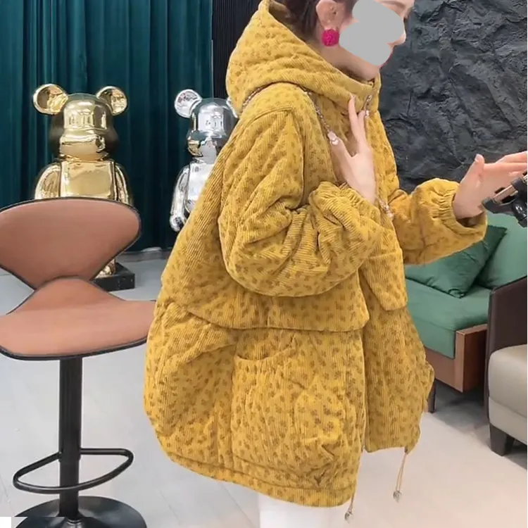 宽松女时尚连帽长袖棉衣棉服女保暖拼接常规厚款短外套