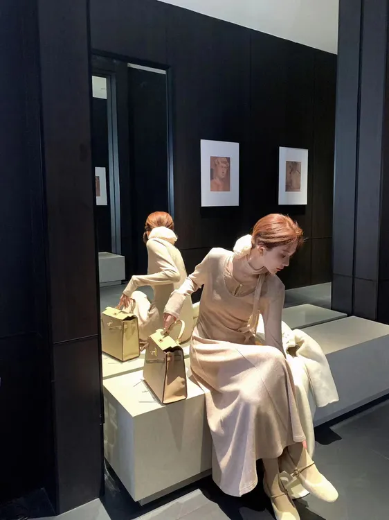 【芝士Cheese】原生美人 冬季A字裙高腰时尚优雅带弹力连衣裙