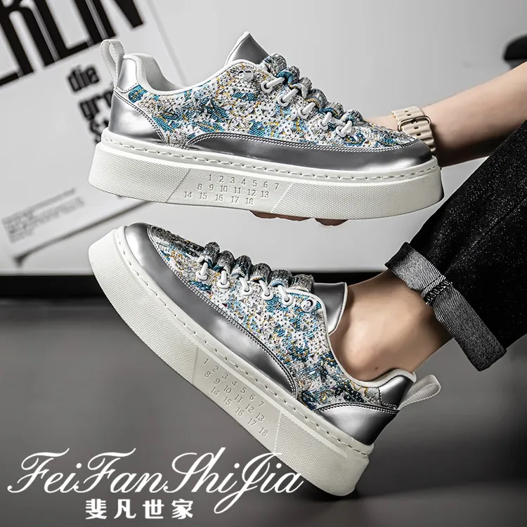 男款鞋子2025夏季烫钻一脚蹬透气舒适软底板鞋个性百搭时尚潮男鞋