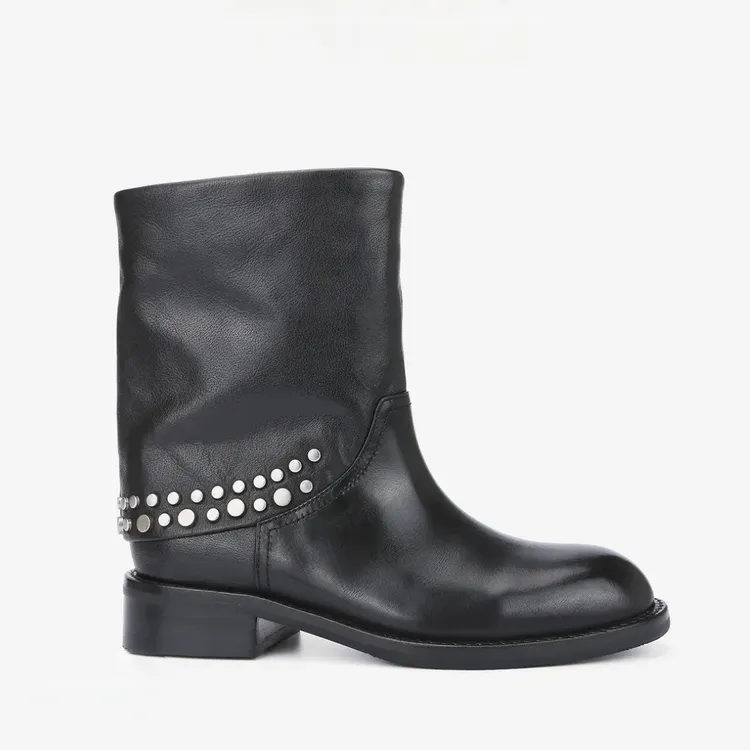 【聚新汇】77-06新款中筒铆钉时装通勤靴子黑色真皮时尚经典